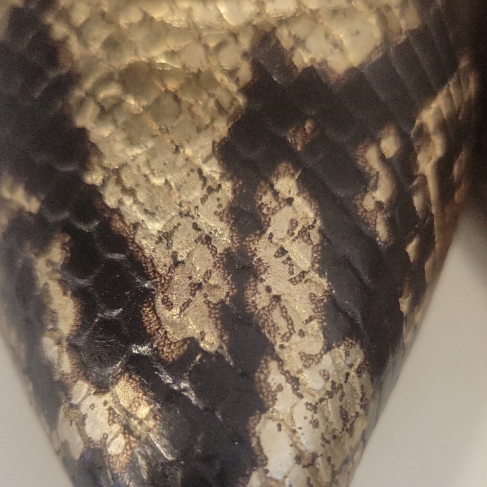 Via Spiga Gold and Black Patterned - Picture 9 of 9